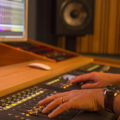 Mischpult im Tonstudio im gate27 in Winterthur